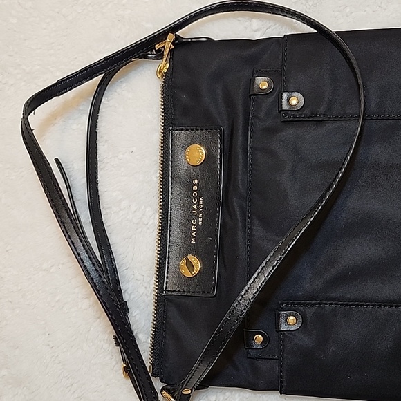 Marc Jacobs Preppy Nylon SIA Crossbody Bag - Picture 15 of 16